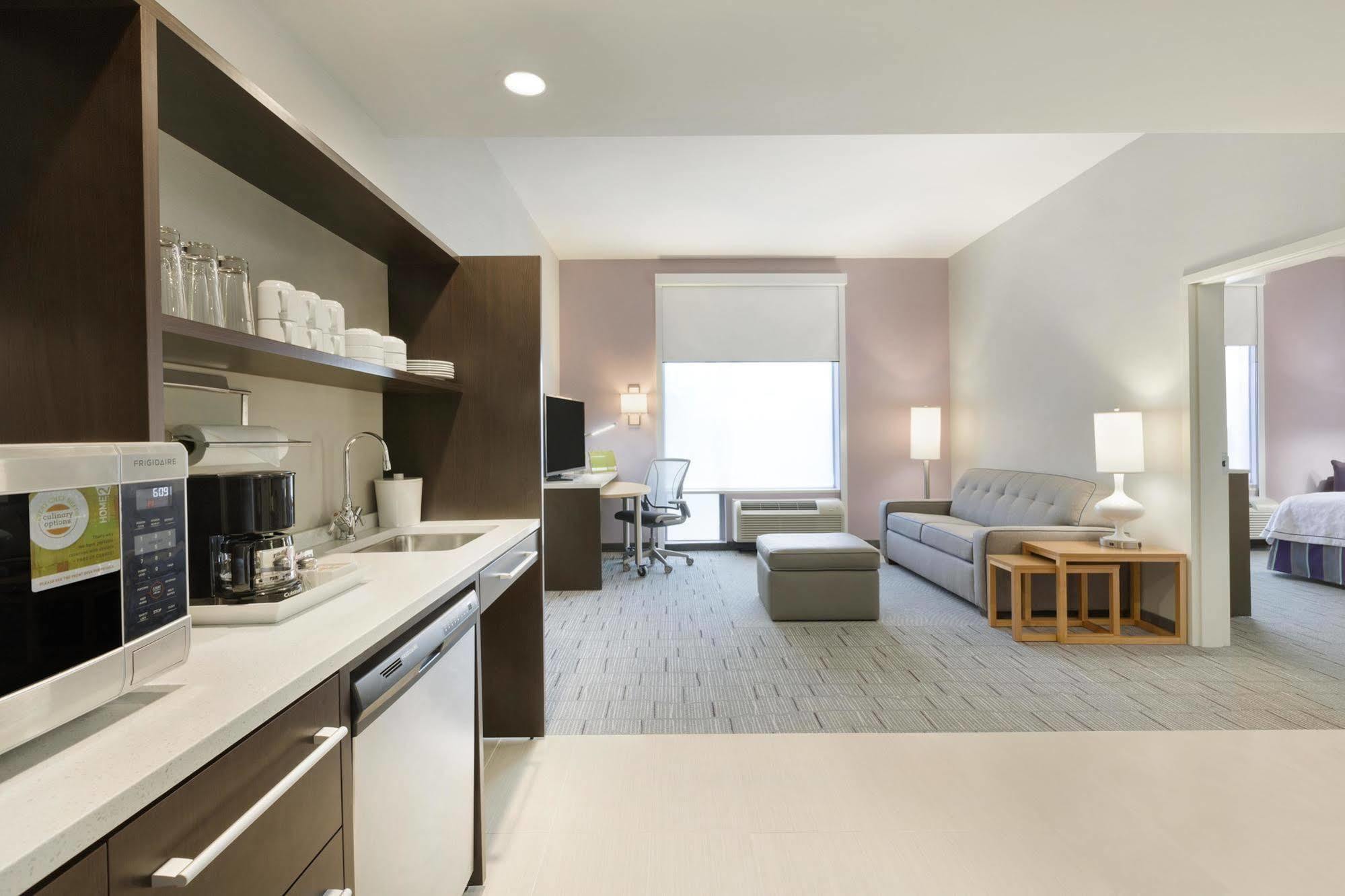 Home2 Suites By Hilton Greenville Downtown מראה חיצוני תמונה