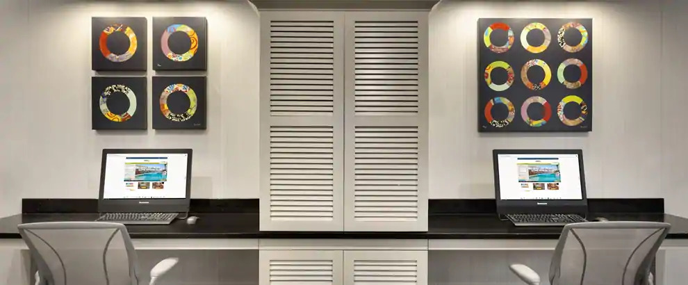 Home2 Suites By Hilton Greenville Downtown מראה חיצוני תמונה