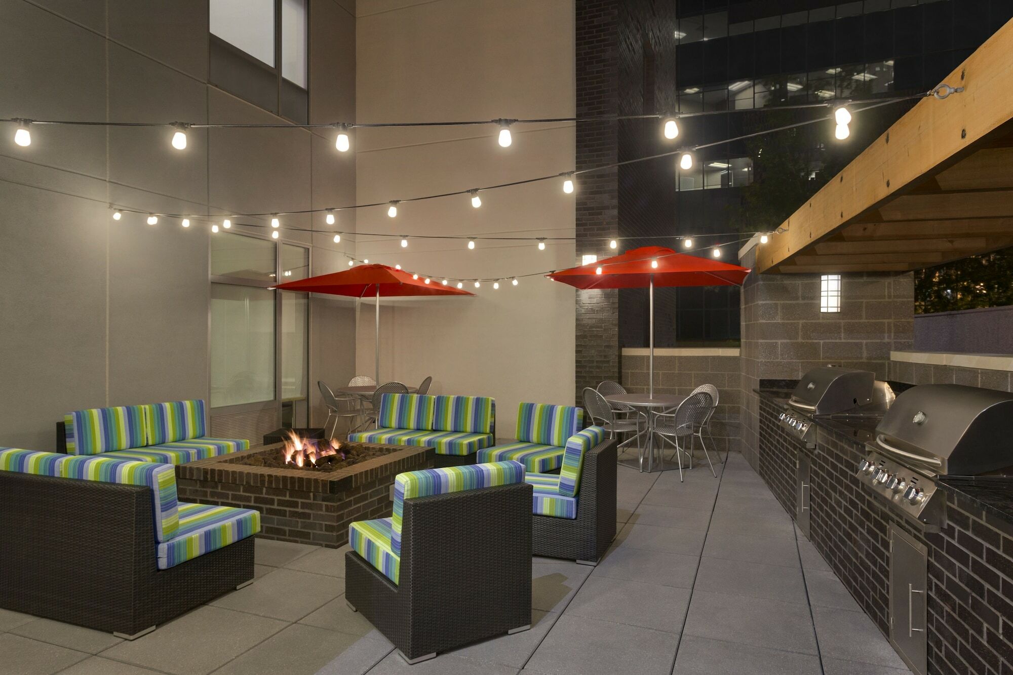 Home2 Suites By Hilton Greenville Downtown מראה חיצוני תמונה
